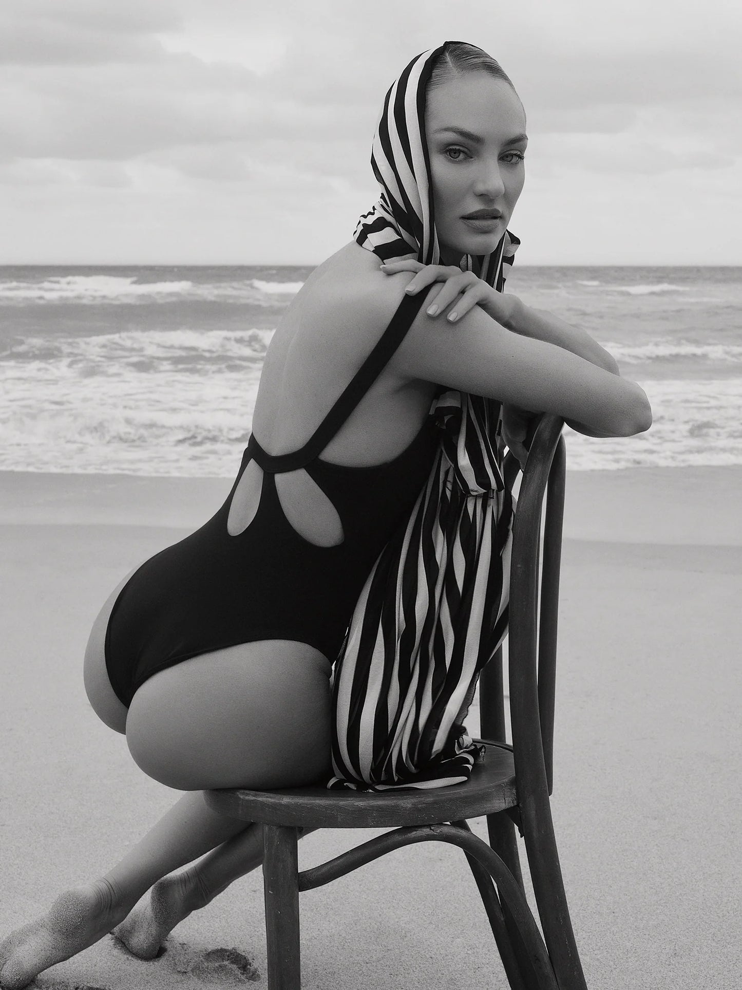 BLACK FLOE ONE PIECE SWIMSUIT