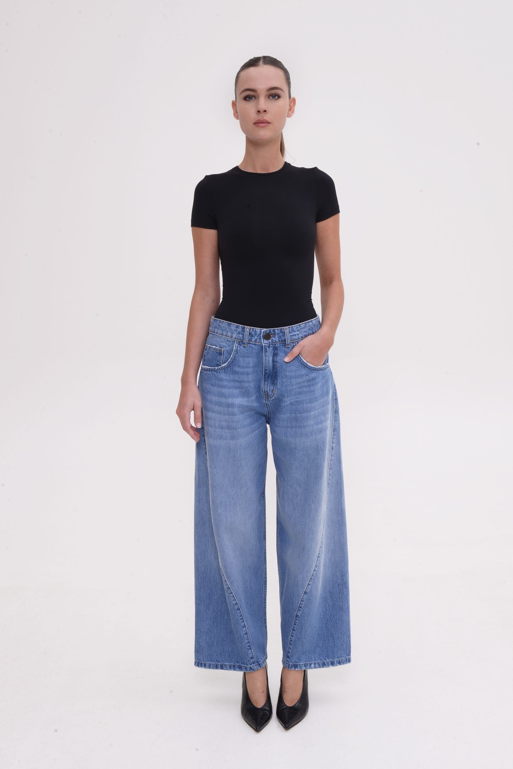 LORAINE JEANS