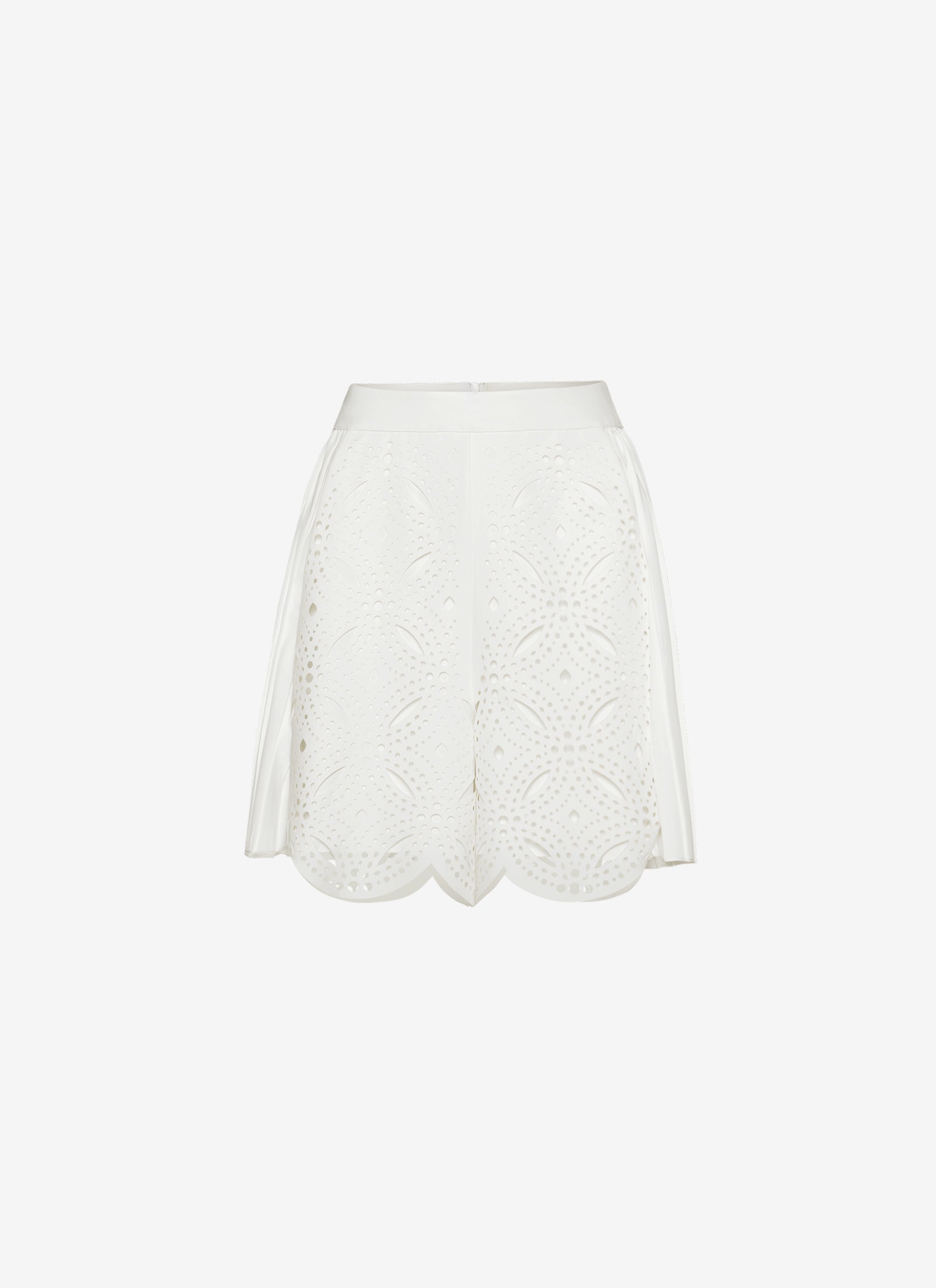 PLEATED WHITE SHORT